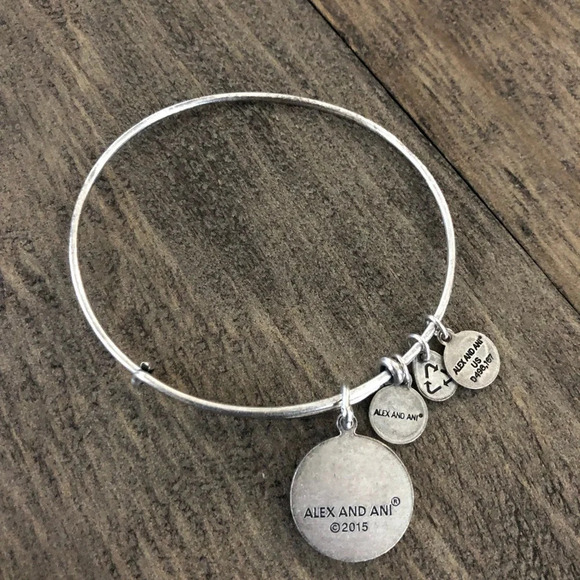 Alex & Ani Silver Tone Lotus Peace Petals Charm Bracelet Bangle Fashion Jewelry - Picture 5 of 5